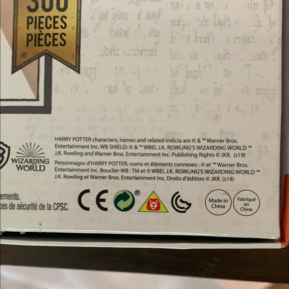 Warner Bros. Harry Potter Secret Horcrux Puzzle - Red and Black - Picture 4 of 5